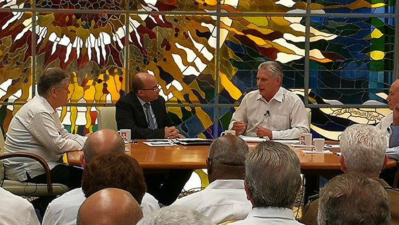 Miguel Díaz-Canel informa medidas coyunturales ante situación energética de Cuba en la Mesa Redonda Miguel Díaz-Canel informa medidas coyunturales ante situación energética de Cuba en la Mesa Redonda