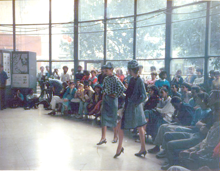 Desfile realizado en el TEED.