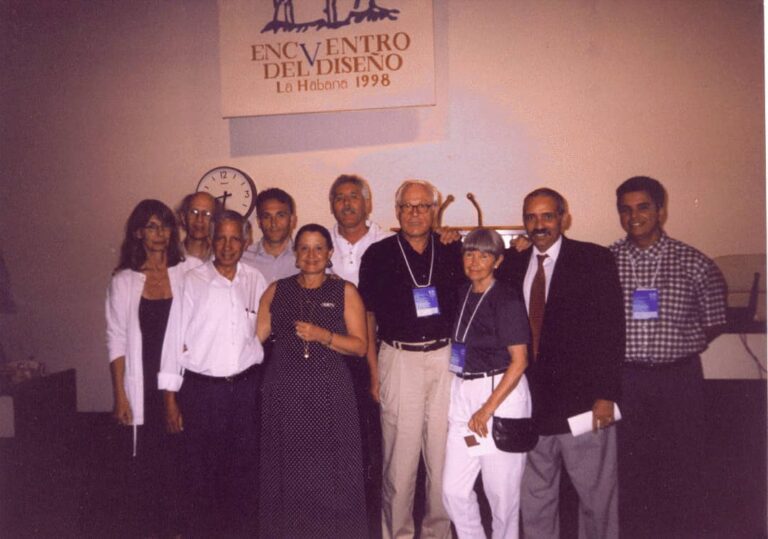 V Encuentro Internacional de Diseño, que tuvo entre sus invitados a Dieter Rams.