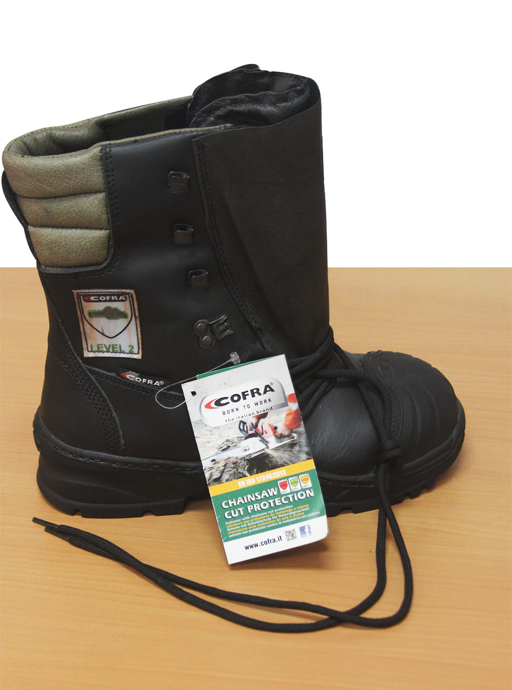 Calzado de seguridad anticorte Power 753, Blue Safe B.V., Países Bajos.